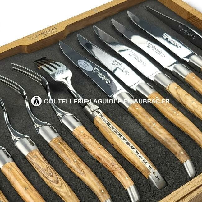 ménagère 12 pièces olivier