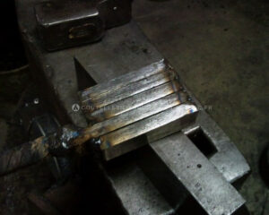 damas forge laguiole