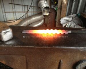 damas torsade laguiole forge