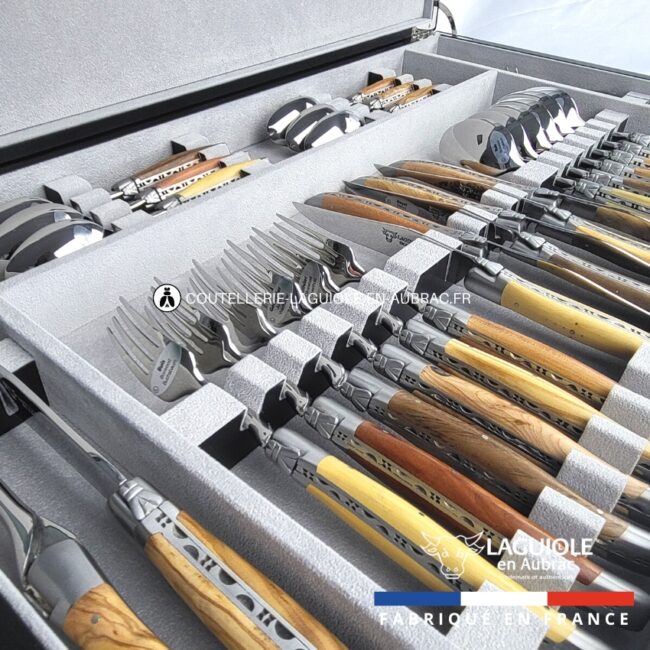 ménagère laguiole en aubrac 28 pièces manches en 6 bois de france