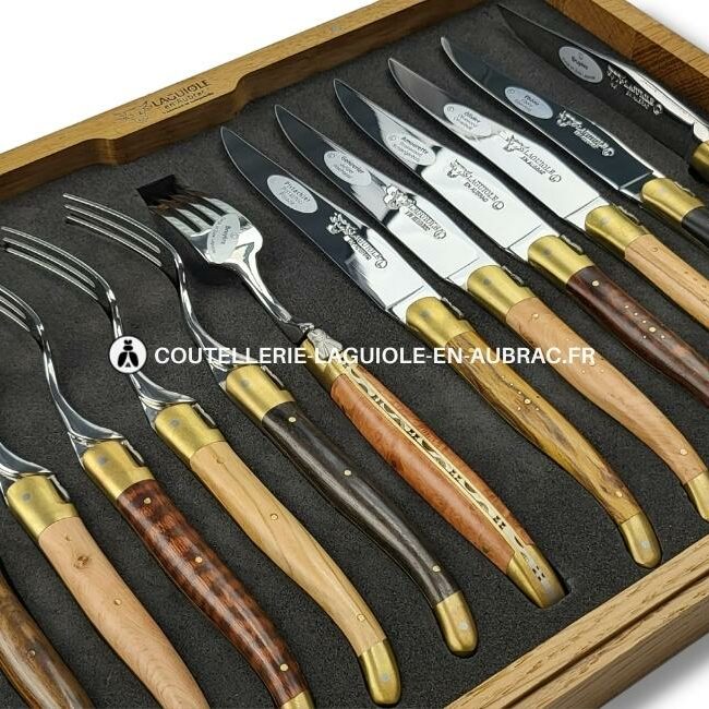 ménagère 12 pièces 6 bois mixtes mitres laiton