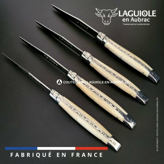 coffret de 4 couteaux de table laguiole en os de boeuf