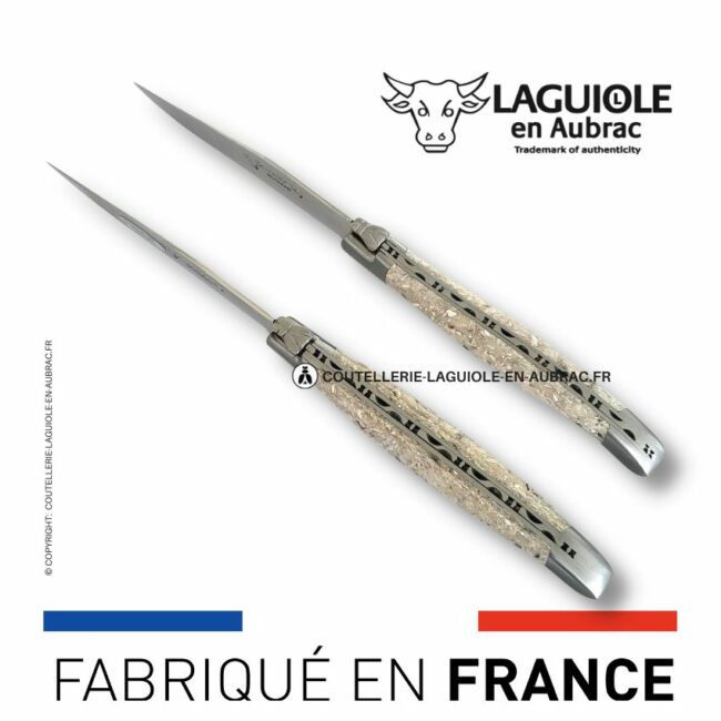 set de 2 couteaux de table laguiole en coquilles d'huitres