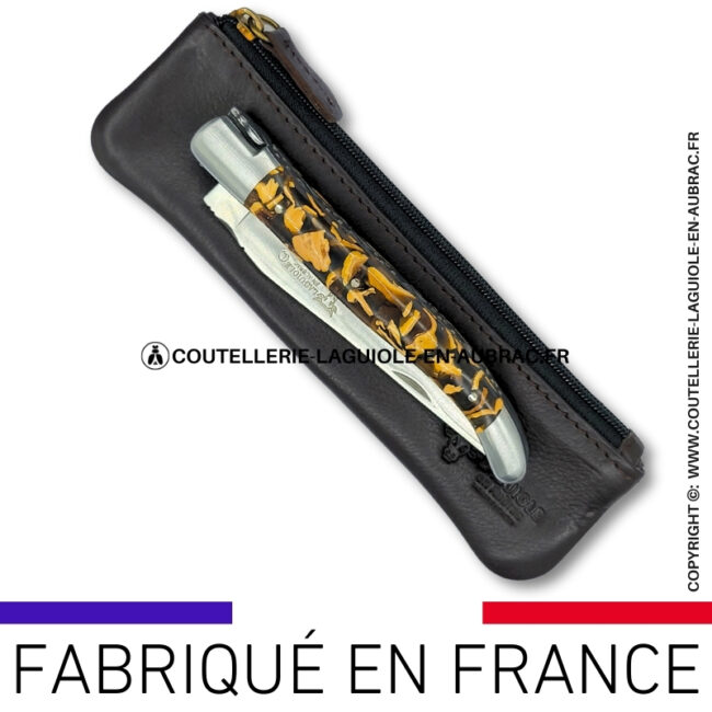 trousse en cuir noir laguiole en aubrac