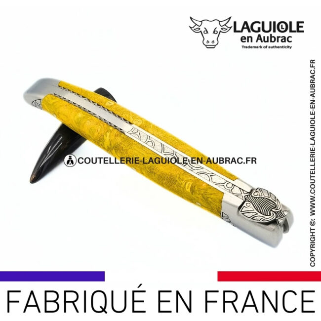 cœur de forêt: couteau laguiole en bois cheesewood abeille sculptée mitres et ressort gravés