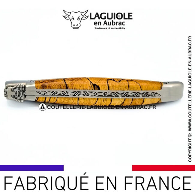florilège d'aubrac: couteau laguiole en hêtre d'aubrac abeille sculptée mitres et ressort gravés