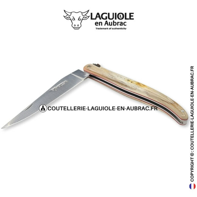 Écho des Âges : couteau laguiole plein manche en ivoire fossile de mammouth – abeille et platines ciselées