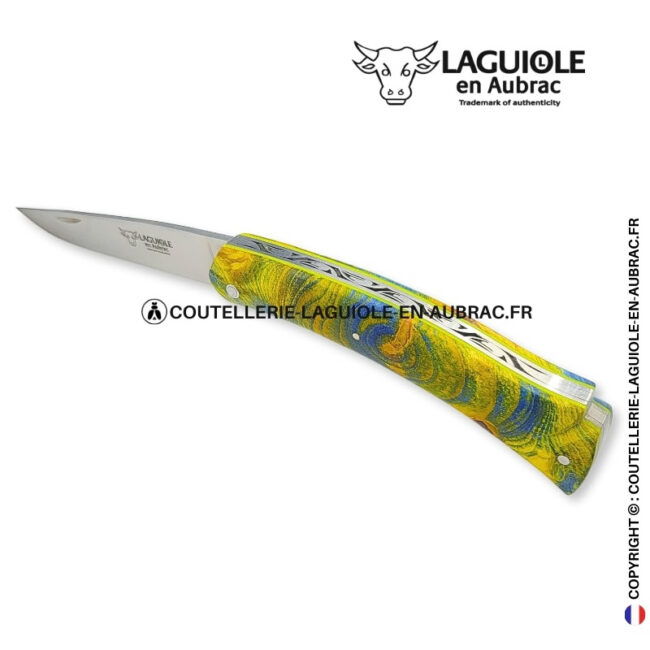 mistral psychédélique : couteau plein manche en loupe de marronnier coloré