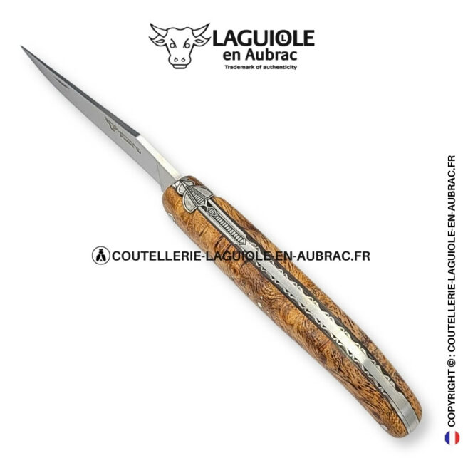 reflet boisé : couteau laguiole plein manche en albizia – abeille et platines ciselées