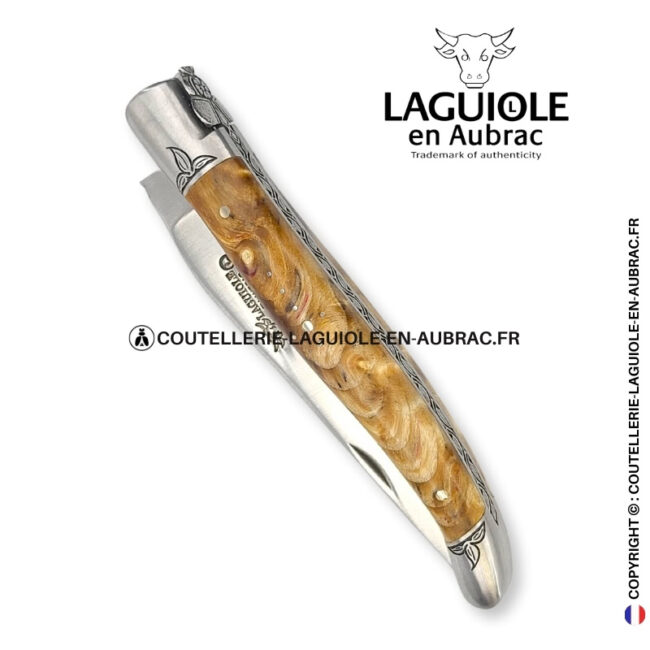 Éclat doré : couteau laguiole en loupe de peuplier doré abeille sculptée mitres et ressort gravés