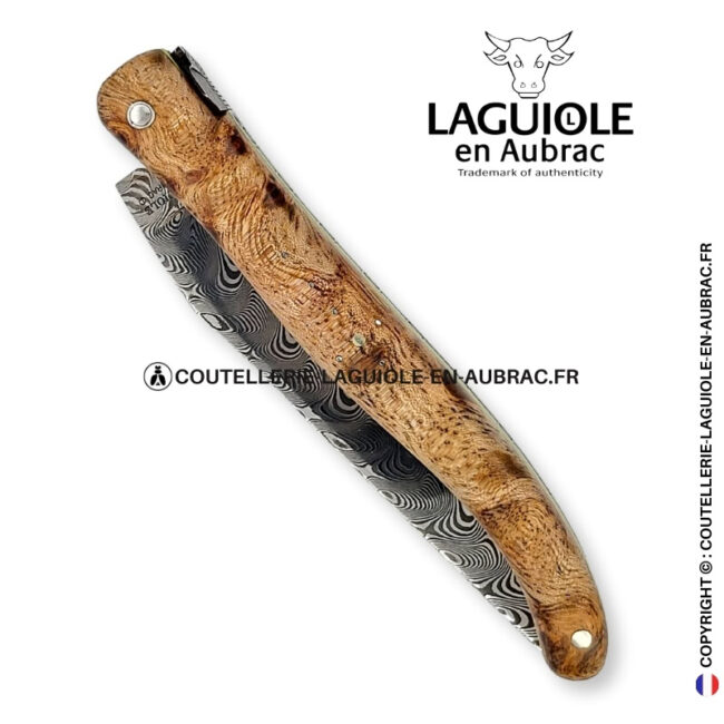 souffle damassé : couteau laguiole plein manche en albizia – abeille et platines ciselées lame damas