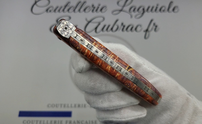couteau laguiole "le big bang" collection cosmos en loupe de sureau
