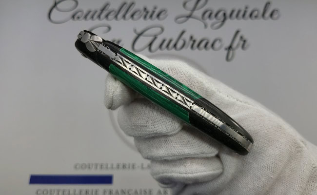 couteau laguiole nox pretiosa – Ébène & malachite – platines inox
