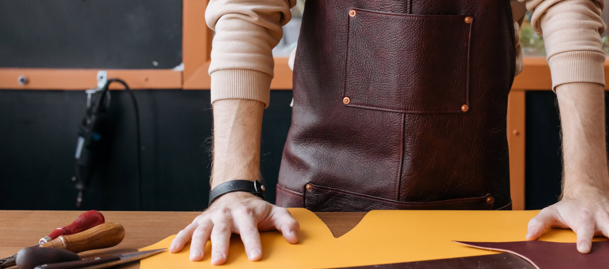 guide d’achat : comment bien choisir son étui pour couteau laguiole pliant ou sommelier