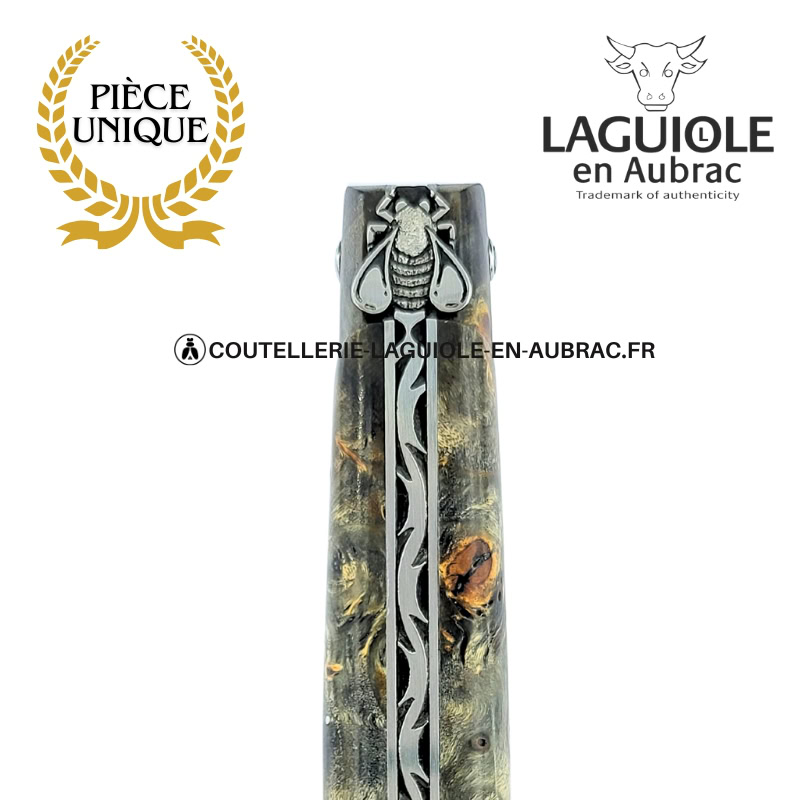 tissage d’ombres : couteau laguiole en loupe de peuplier noircie lame damas inox