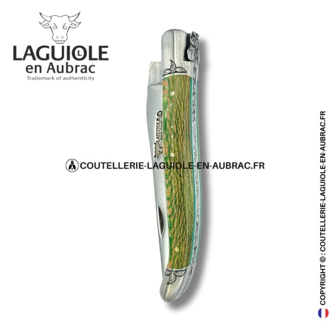 reine végétale : couteau laguiole en platane vert et beige – abeille sculptée – mitres et ressort gravés