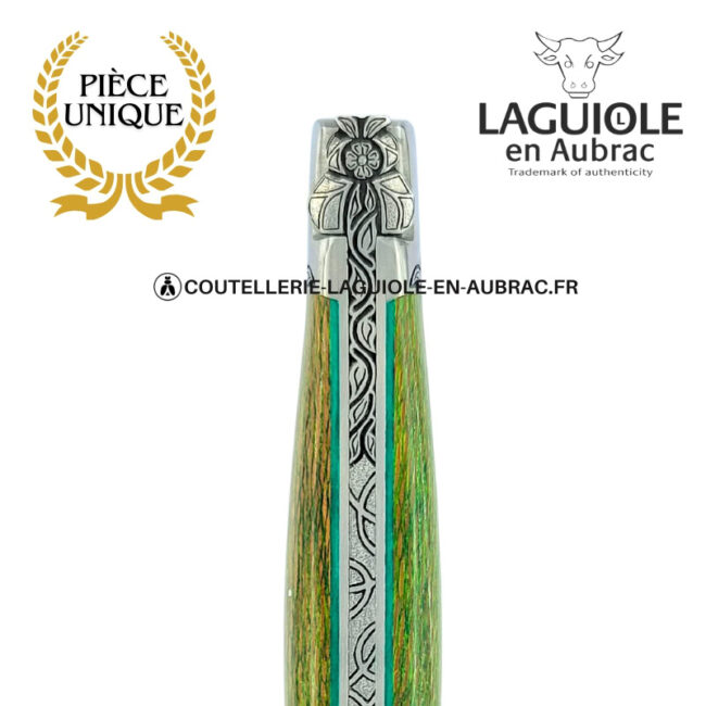 reine végétale : couteau laguiole en platane vert et beige – abeille sculptée – mitres et ressort gravés