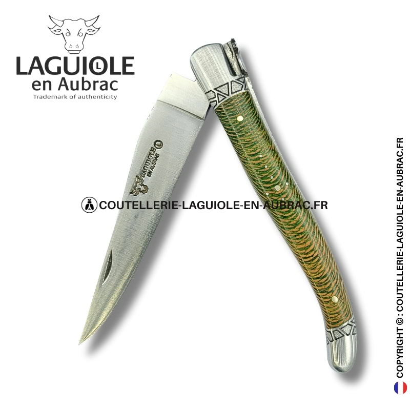 reine zébrée d’elfées : couteau laguiole en platane vert et marron – abeille sculptée – mitres et ressort gravés