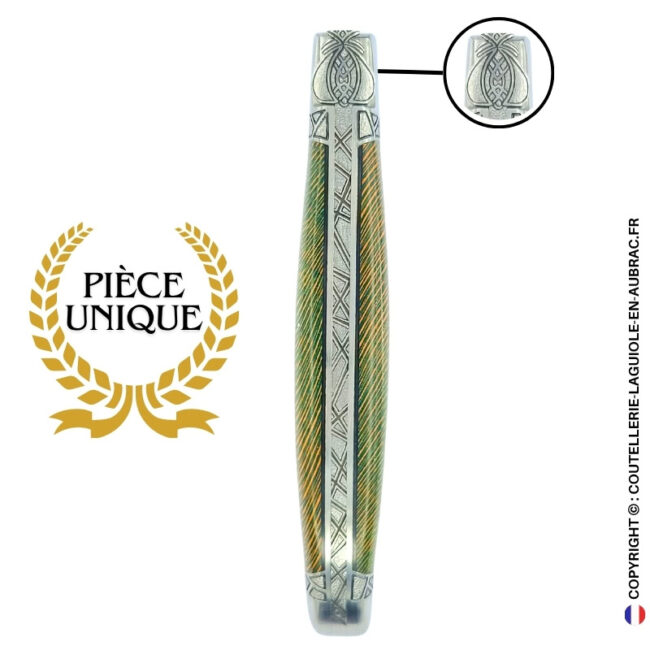 reine zébrée d’elfées : couteau laguiole en platane vert et marron – abeille sculptée – mitres et ressort gravés