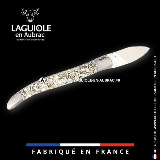 couteau à huître laguiole en aubrac en coquilles de turbo vert