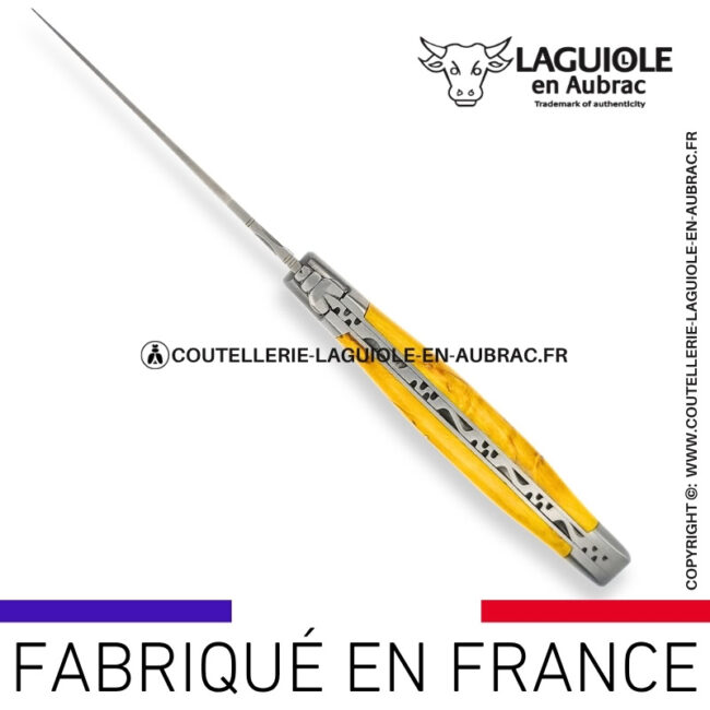couteau laguiole en aubrac pliant en bouleau jaune et finition satinée
