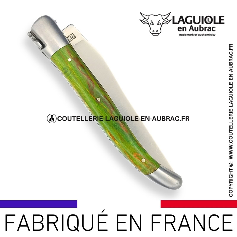 couteau laguiole en aubrac pliant en bouleau vert et finition satinée