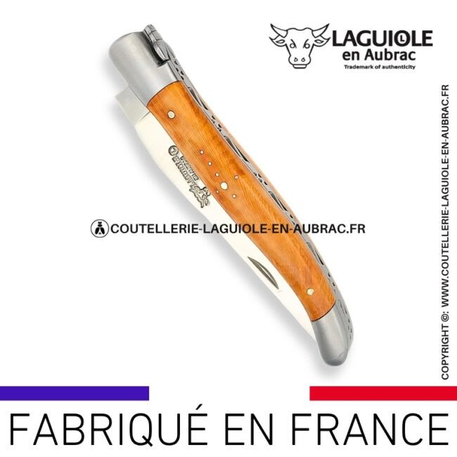 couteau laguiole en aubrac pliant en bruyère et finition satinée