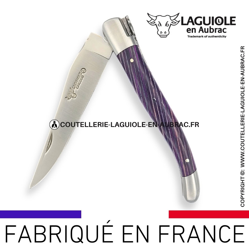 couteau laguiole en aubrac pliant en marqueterie bicolore prune et finition satinée