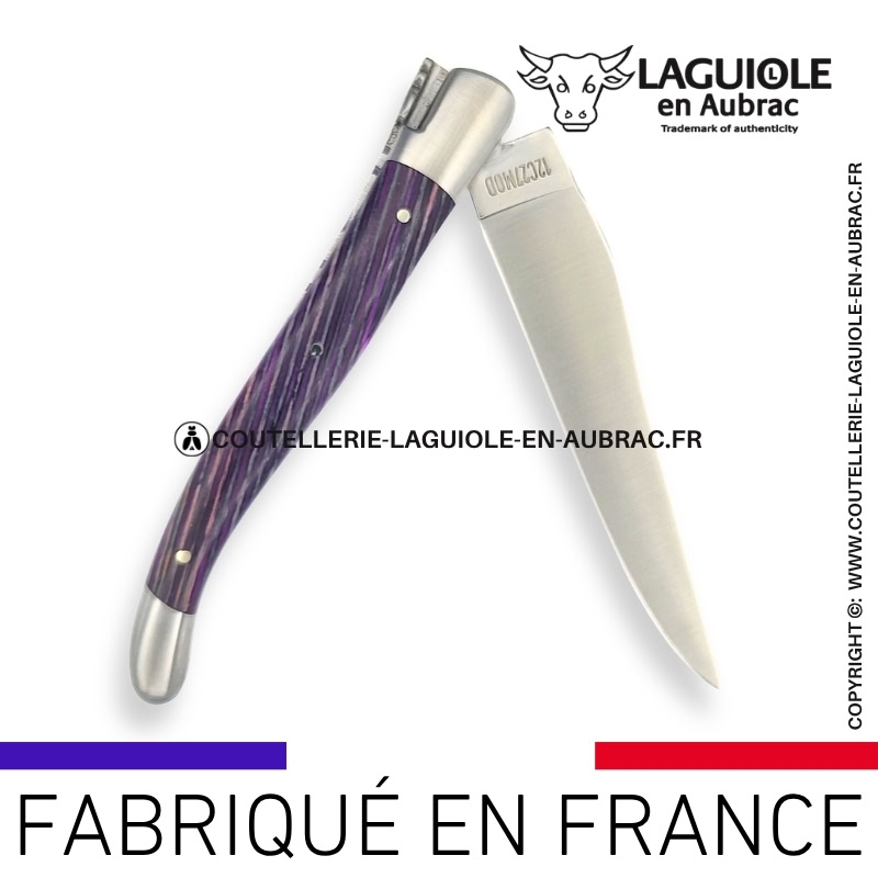 couteau laguiole en aubrac pliant en marqueterie bicolore prune et finition satinée
