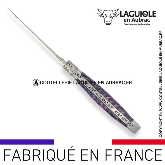 couteau laguiole en aubrac pliant en marqueterie bicolore prune et finition satinée