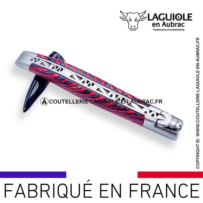 couteau laguiole en aubrac pliant en marqueterie bicolore rose et finition satinée