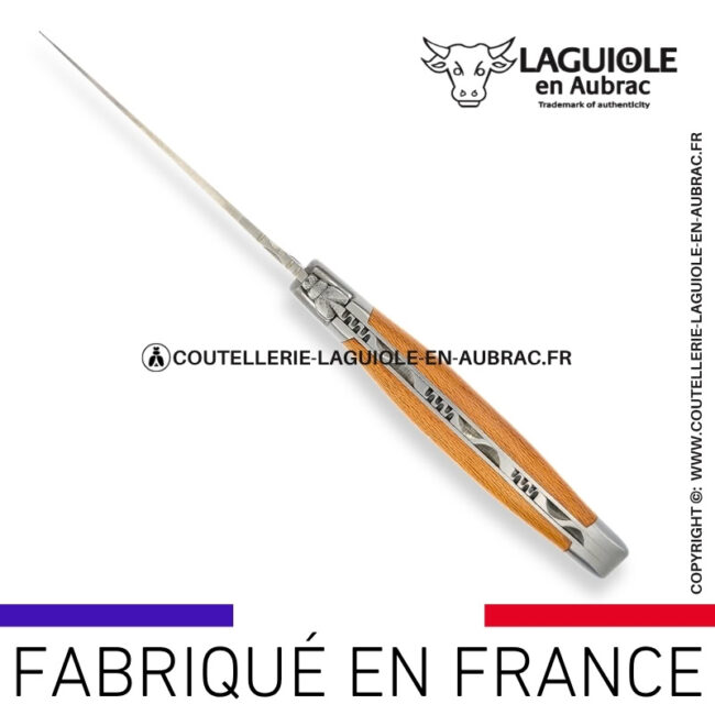 couteau laguiole en aubrac pliant en platane et finition satinée