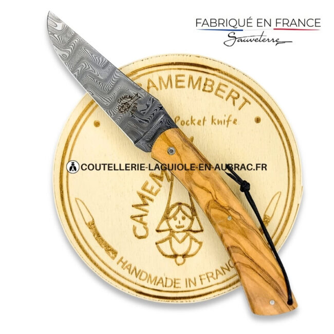 couteau pliant le camembert® en olivier, lame damas et platines guillochées