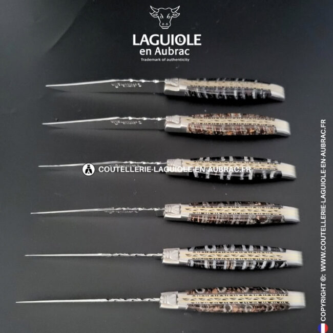 couteaux de table laguiole en aubrac aux doubles platines ciselées en molaire de mammouth mixtes (set de 6)