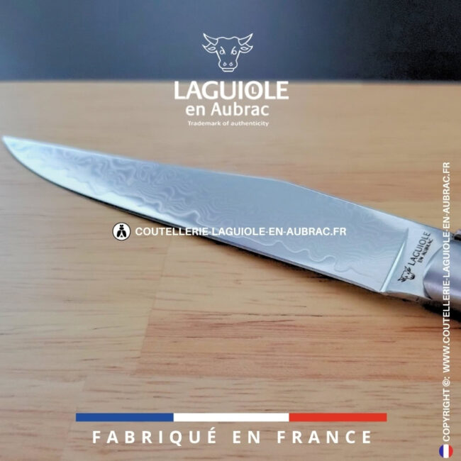 couteaux de table laguiole en aubrac en corne de buffle aux lames damas japonais (set de 6)