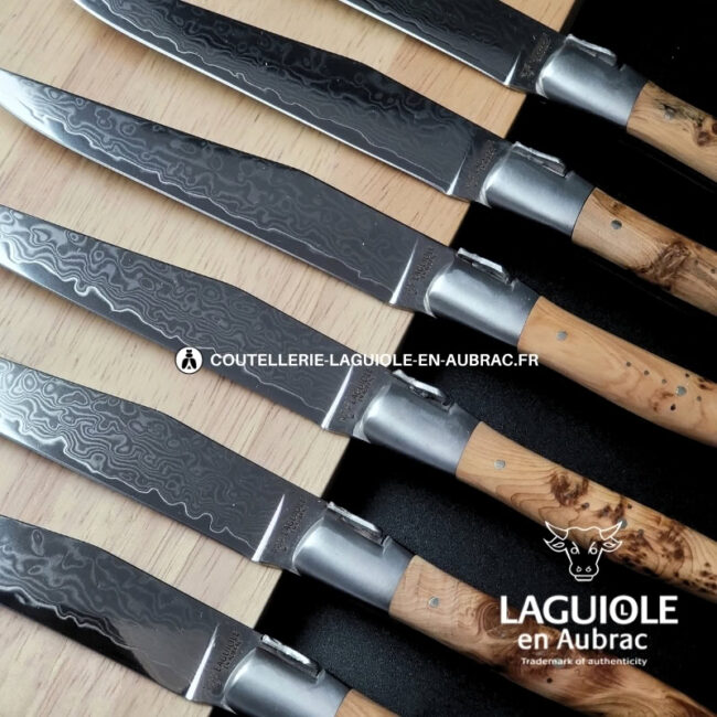 couteaux de table laguiole en aubrac en genévrier aux lames damas japonais (set de 6)