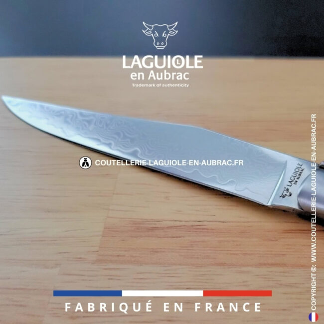 couteaux de table laguiole en aubrac en genévrier aux lames damas japonais (set de 6)