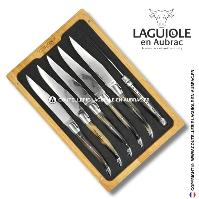 couteaux de table laguiole en aubrac en pointe de corne aux lames damas japonais (set de 6)