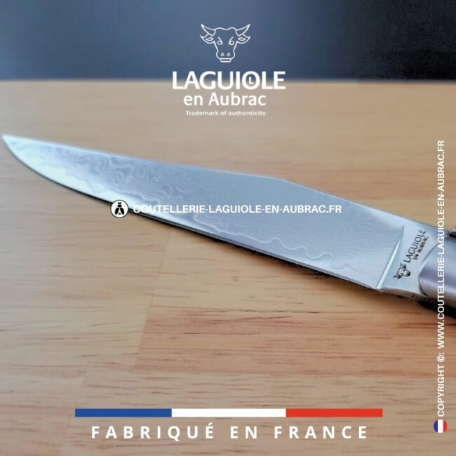 couteaux de table laguiole en aubrac en pointe de corne aux lames damas japonais (set de 6)