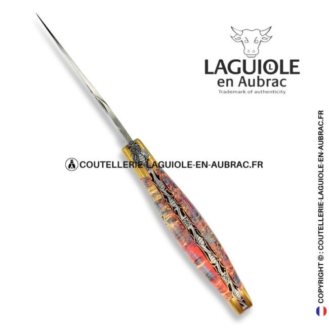 aquarelle dorée : couteau laguiole en loupe de sureau multicolore – abeille sculptée – mitres laiton et platines cuivre