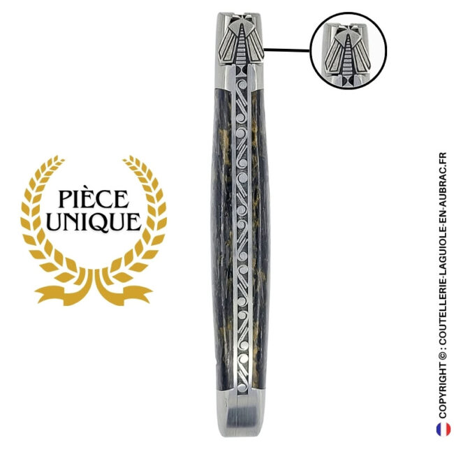 comète noire : couteau laguiole en fibre de carbone – abeille sculptée – ressort ciselé