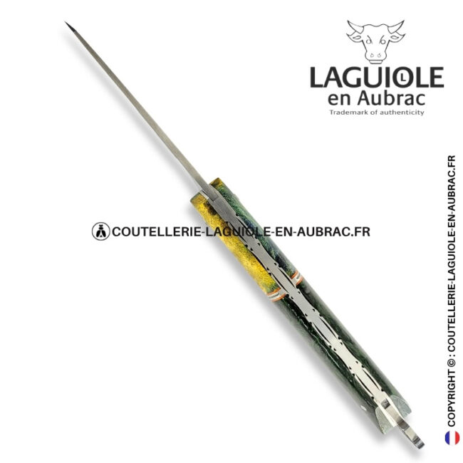 couteau laguiole bee back bi matière en loupe de sureau verte et fibre de carbone – platines guillochées