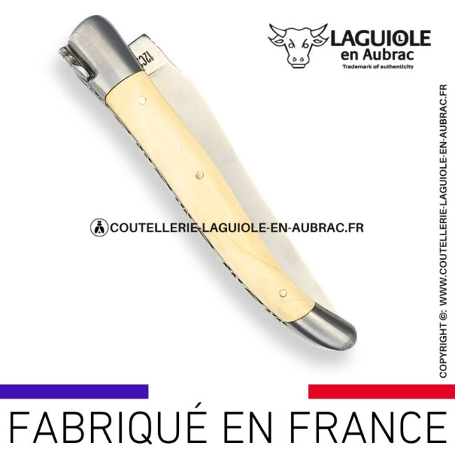 couteau laguiole en aubrac pliant en houx et finition satinée