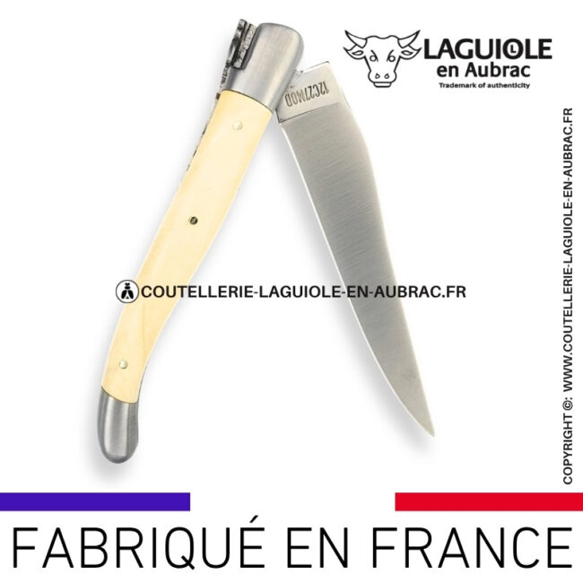 couteau laguiole en aubrac pliant en houx et finition satinée