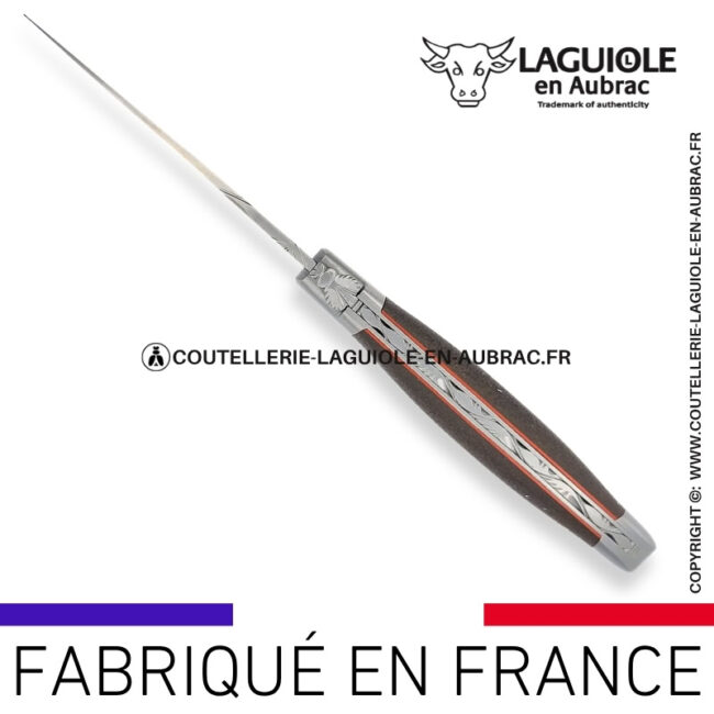 couteau laguiole en aubrac pliant en véritable terre d'aubrac et finition satinée