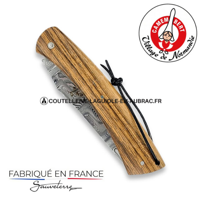 couteau le camembert lame damas aux platines guillochées en noyer
