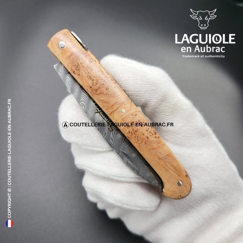 couteau sauveterre plein manche en genévrier – lame damas – platines et ressort guillochés