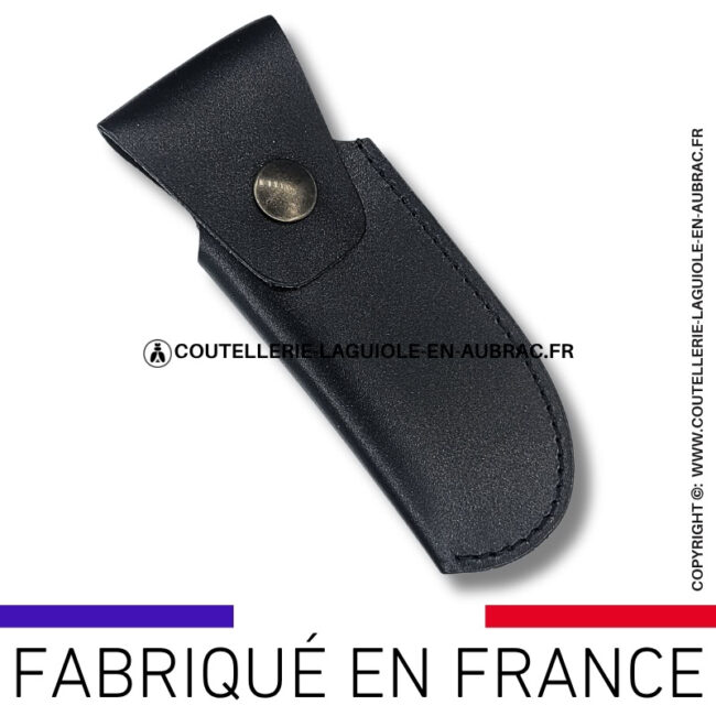 etui cuir végétal noir avec boucle large et passant ceinture
