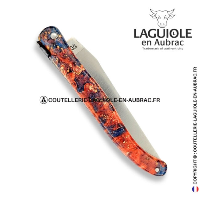 souffle de salamandre : couteau laguiole plein manche en loupe de sureau – abeille sculptée – ressort ciselé et platines guillochées